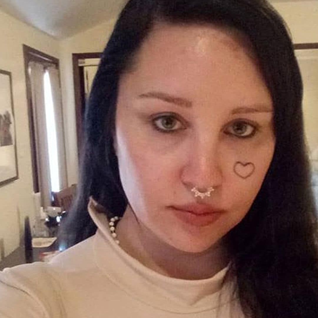 Amanda Bynes anuncia nuevos proyectos y confirma que su compromiso sigue en pie