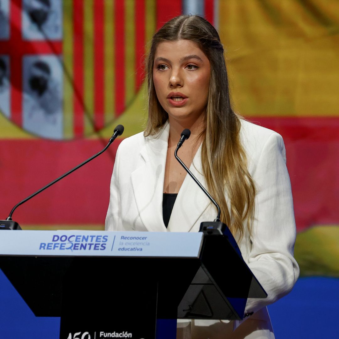 La infanta Sofía da un paso histórico con su primer discurso oficial arropada por su familia