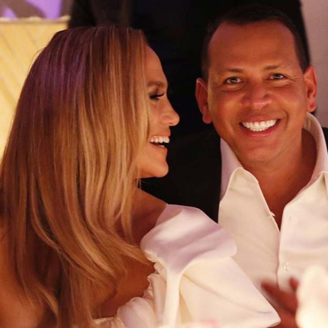 Alex Rodríguez comparte sus momentos más románticos con Jennifer Lopez en el aniversario de su compromiso