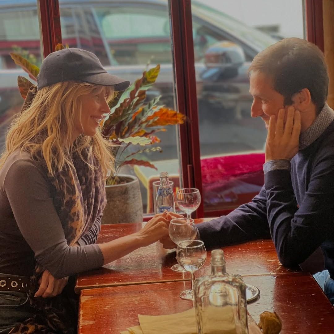 Emma García, como nunca la habíamos visto con su marido en 30 años de amor: "Siempre quiero volver"