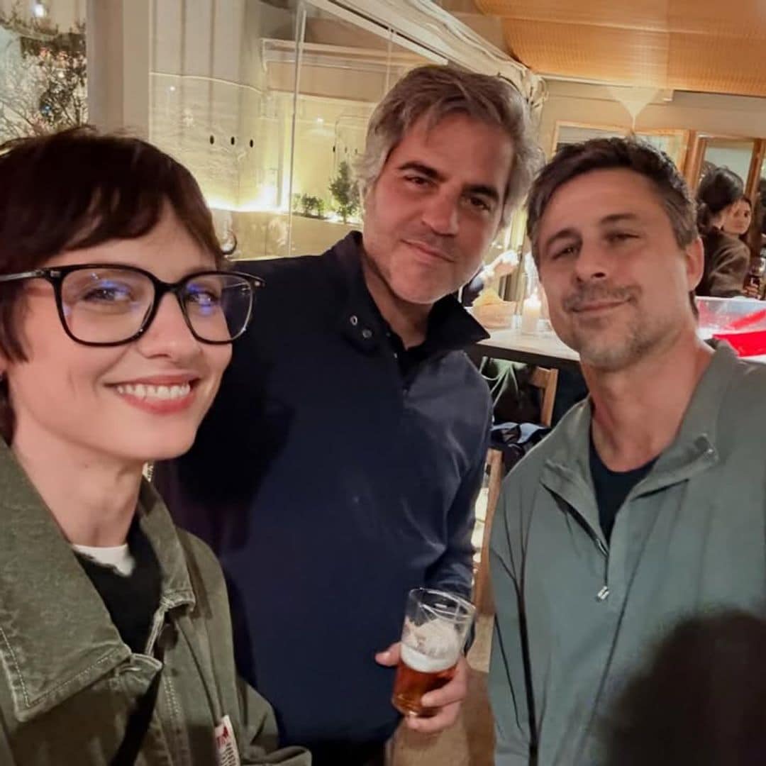 Atención nostálgicos: el reencuentro de Michelle Jenner y Hugo Silva 20 años después de 'Los hombres de Paco'