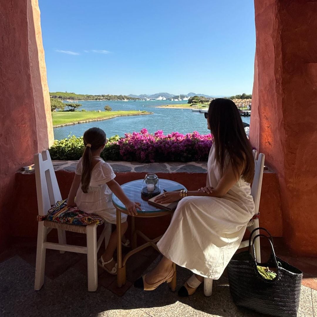 Sharon Foseca y su hija Blu disfrutan de una escapada de chicas en la Costa Esmeralda