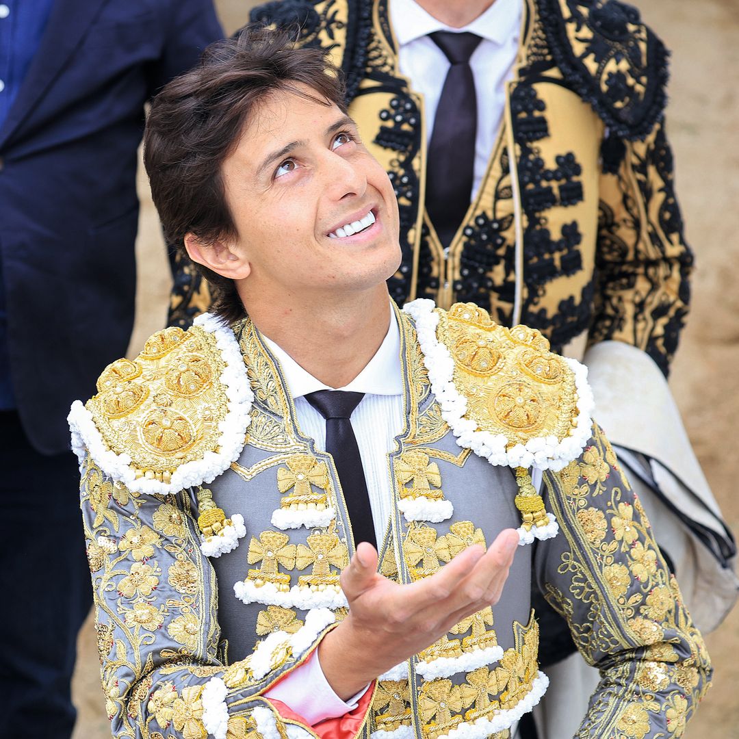 En las imágenes, Tana Rivera y Andrés Roca Rey en la corrida de toros de la Primavera de Brihuega, Guadalajara. Ninguno de los dos quiso hablar de su relación y su respuesta fue una sonrisa 