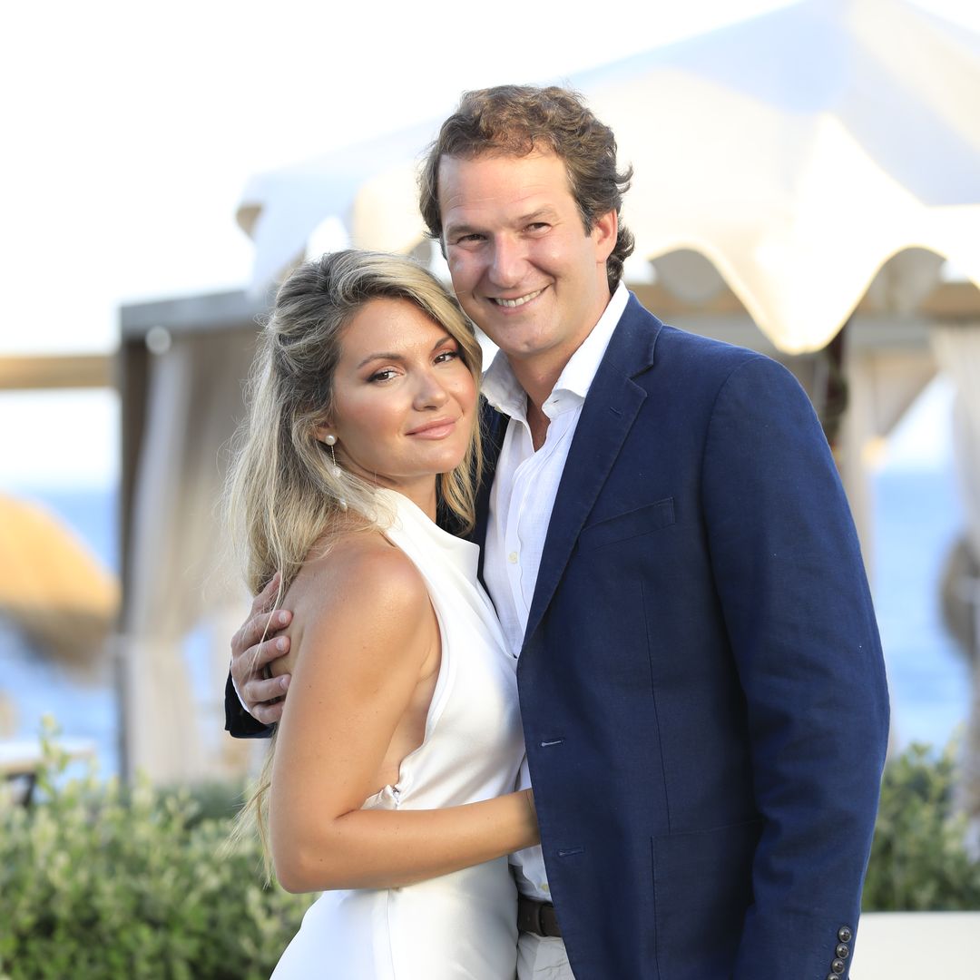 Luis Astolfi Jr. y Cristina Serrano celebran en Marbella una inolvidable fiesta preboda frente al mar