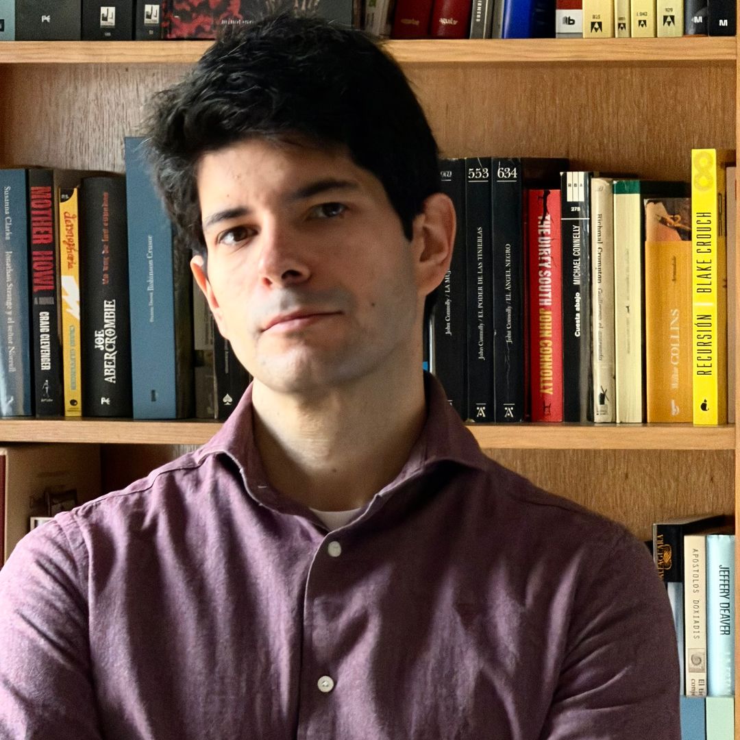Hablamos con Mauro Caffaratto, hijo de Almudena Grandes, que debuta en la literatura: "Estaba tan débil que no pudo leer lo que llevaba escrito"