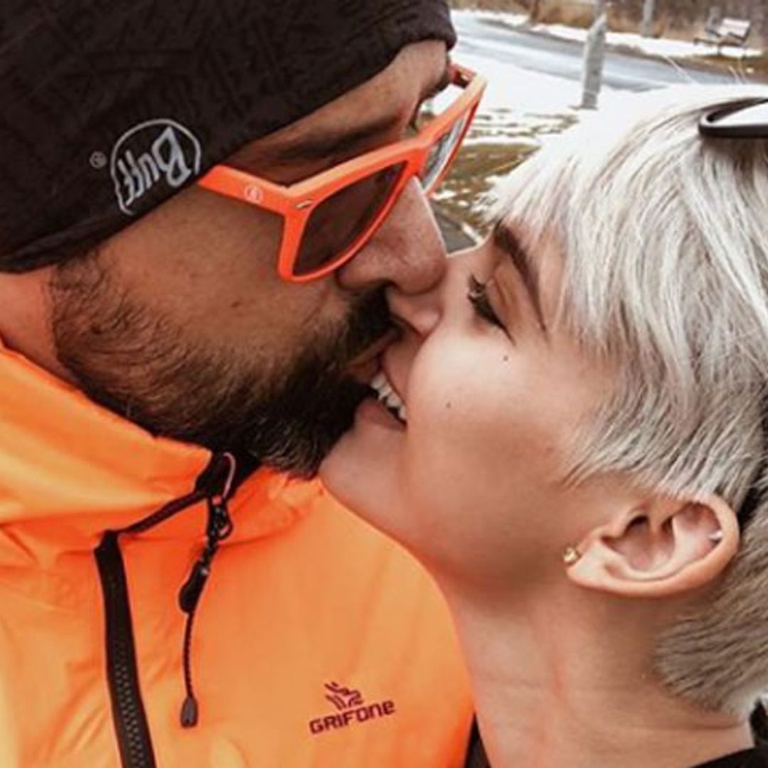 El romántico inicio de año de Laura Escanes y Risto Mejide en la nieve