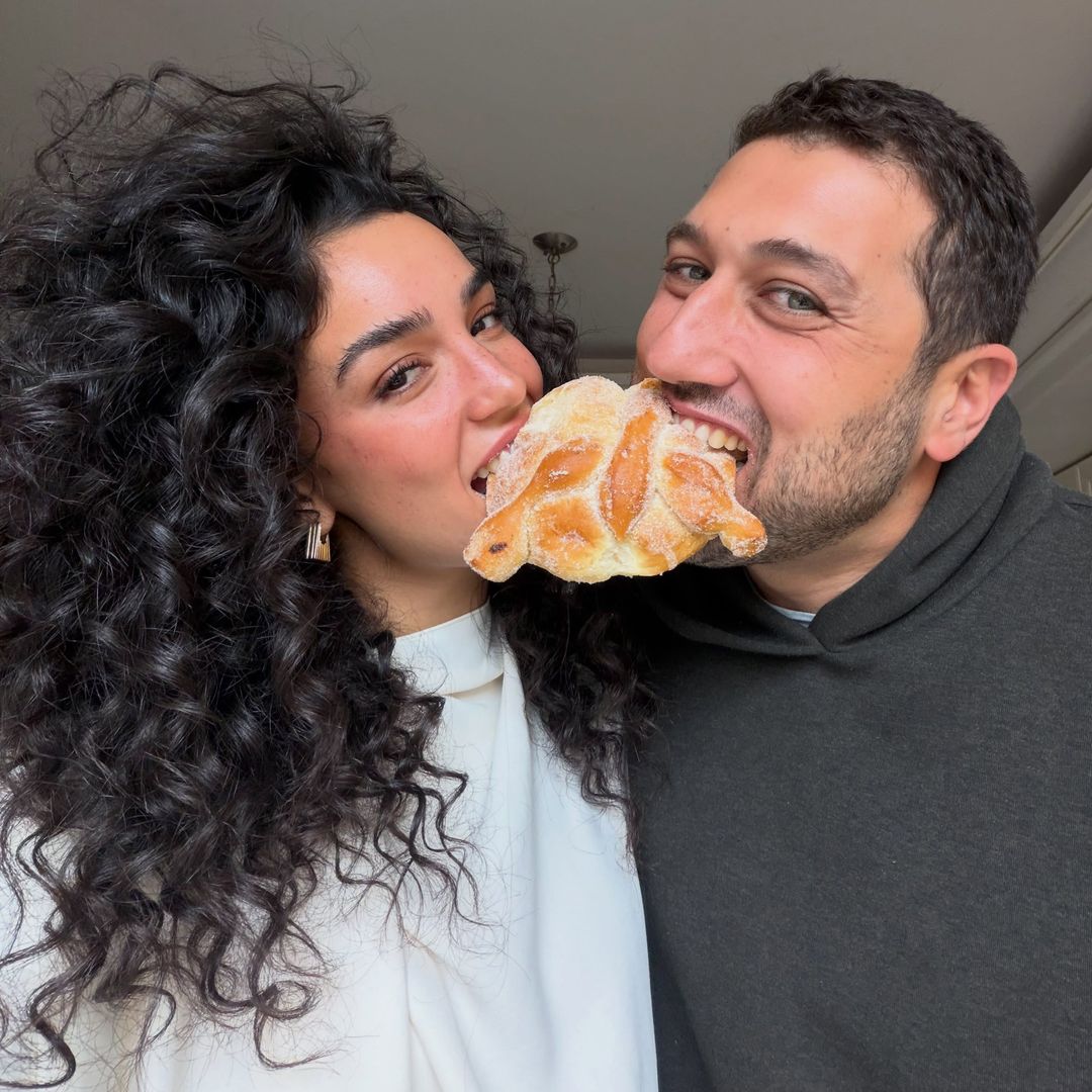 Entre pan de muerto y familia, Ale Capetillo vive días muy especiales en México