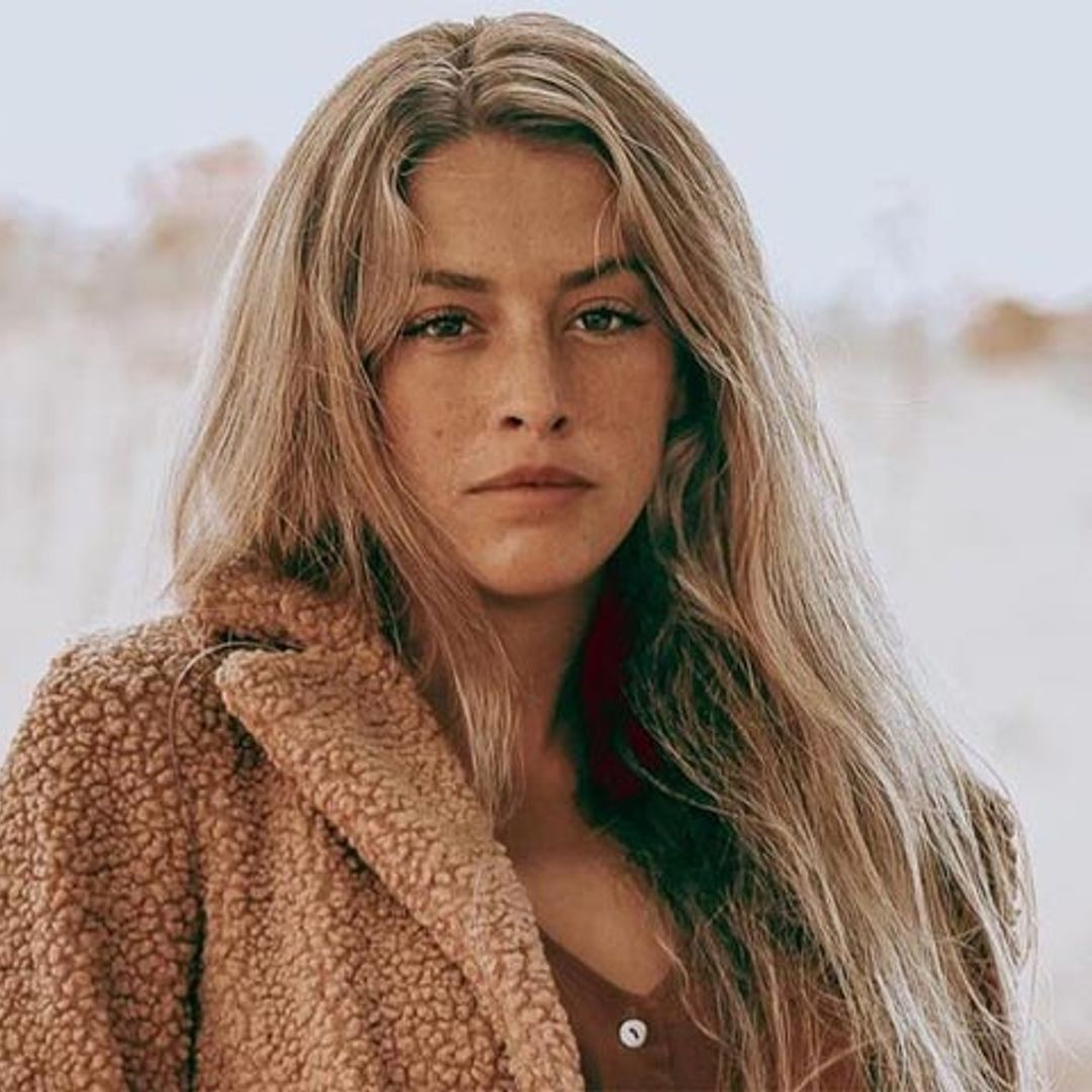 La hija de Belén Rueda debuta como actriz, en una serie producida por su padre, Daniel Écija