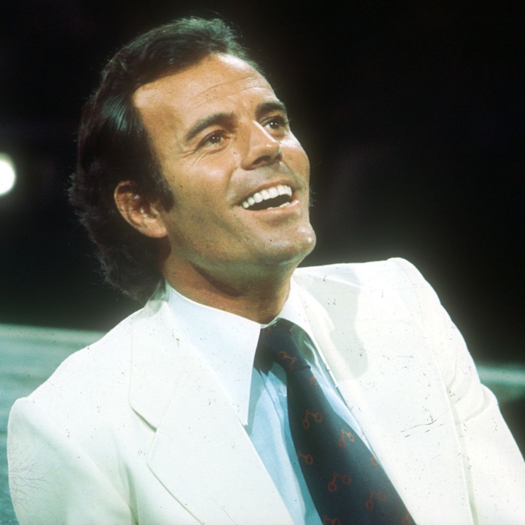 'Soy un truhan, soy un señor', la canción de Julio Iglesias en una noche histórica con Isabel Pantoja de testigo