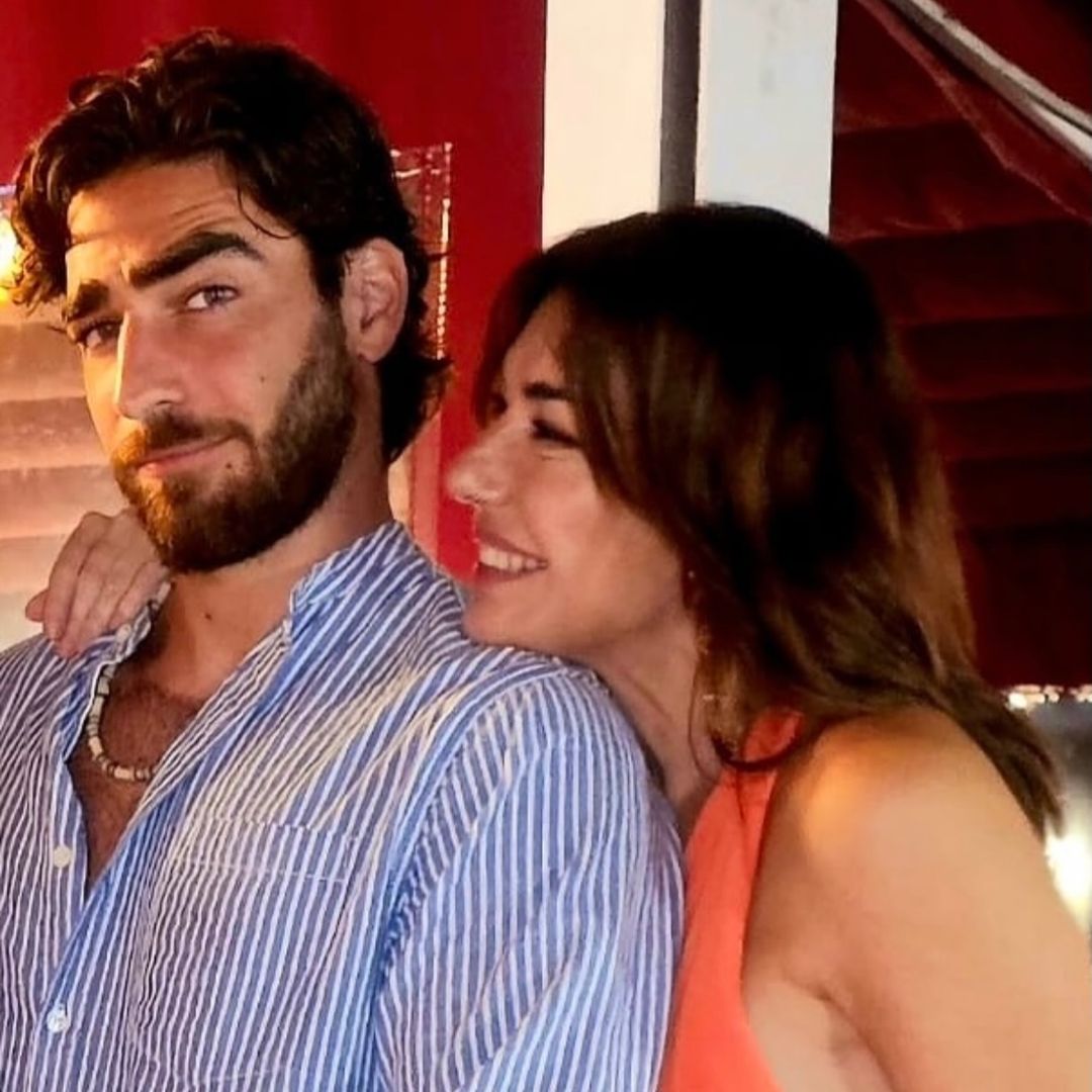 Así es Nicolás, el hijo de 25 años de Raquel Revuelta que levanta pasiones: muy deportista, toca el piano y podría ser el doble de Can Yaman