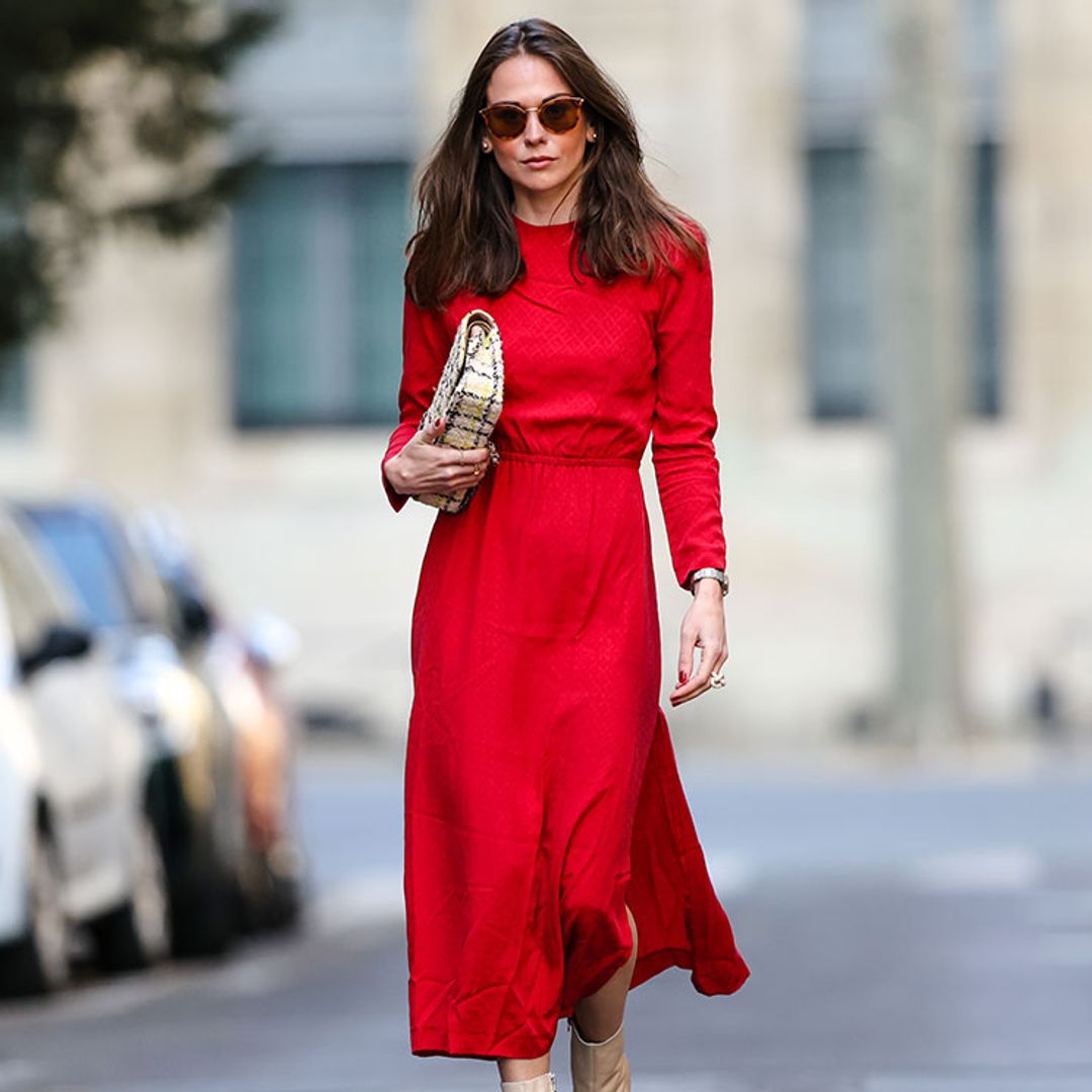 ¿Tu color favorito es tendencia? Ficha un vestido 'midi' hecho justo para ti