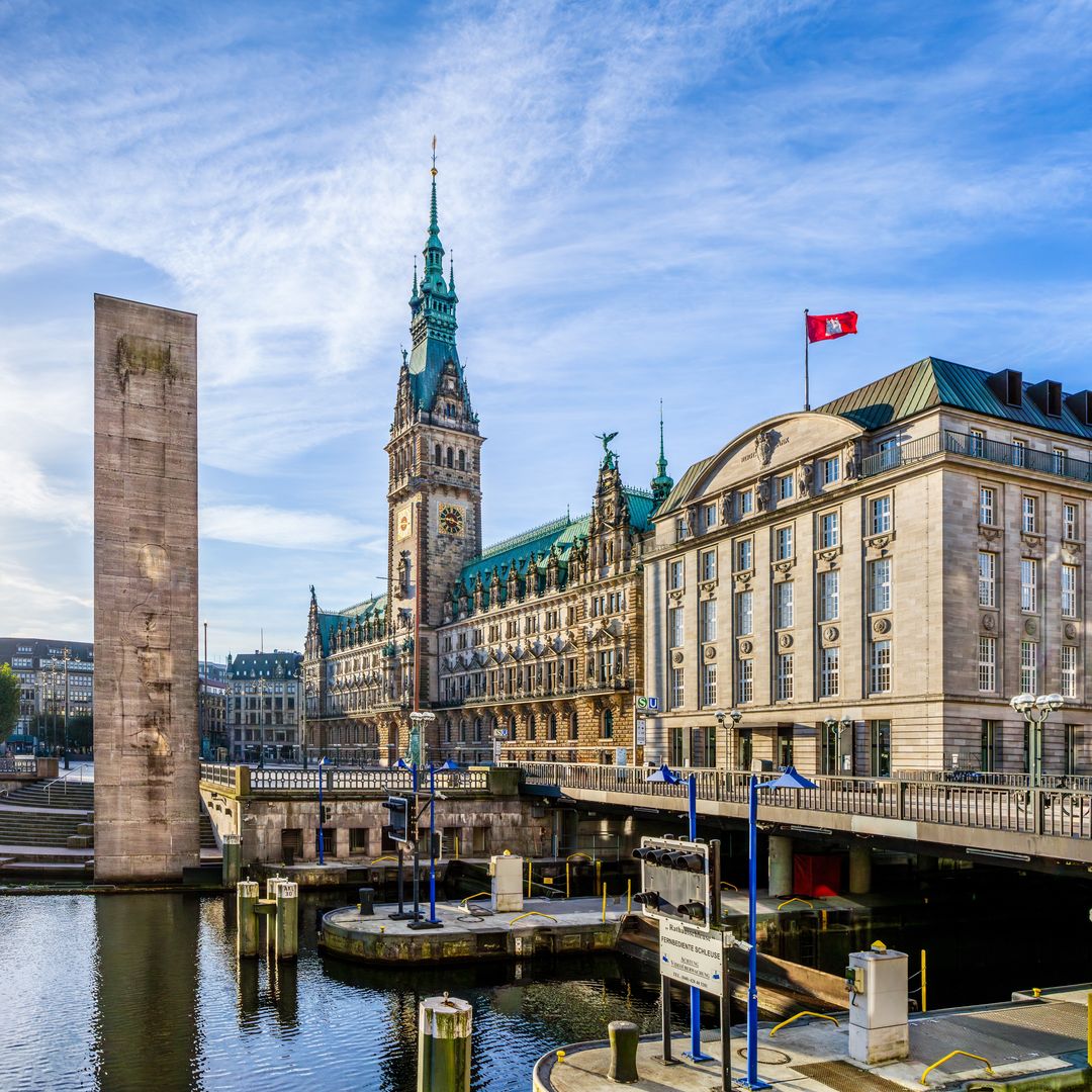 Hamburgo, la ciudad alemana con más puentes del mundo que esconde una ruta alternativa entre búnkeres y arte