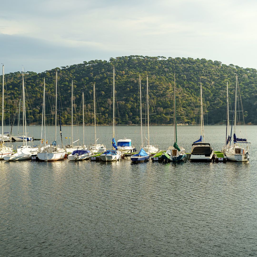 Zona náutica, el puerto deportivo del pantano de San Juan de Madrid