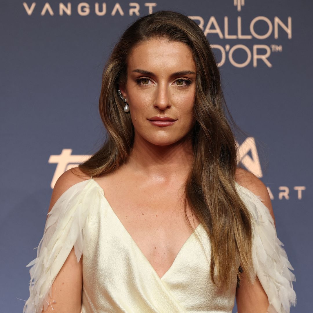 Anitta Ruiz, experta en protocolo, sobre el look de Alexia Putellas en la gala del Balón de Oro 2026: "Me hace gracia que ahora que no está en el Barça puede vestir de blanco"