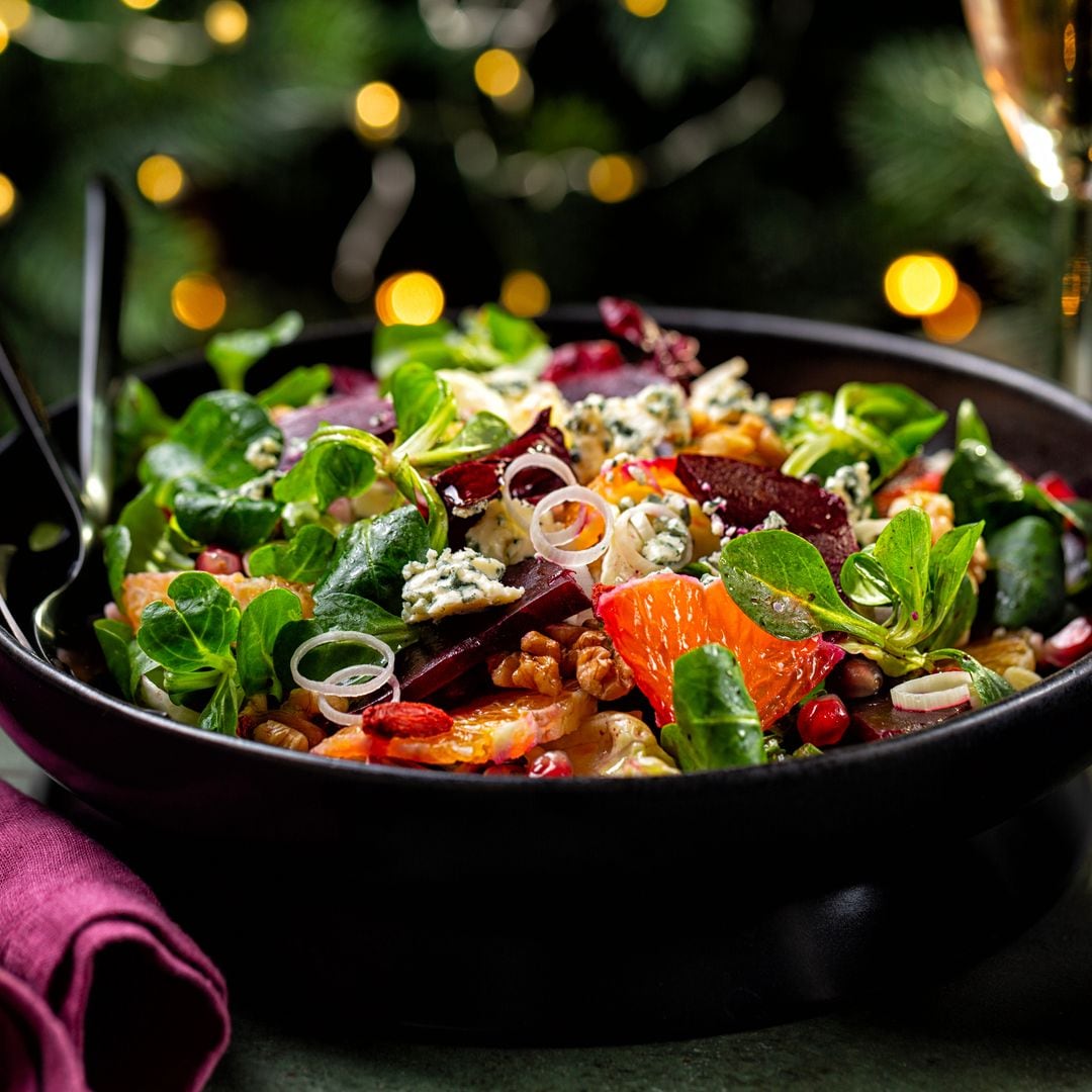 Irresistibles, muy vistosas y para todos los gustos: 10 ideas para tus ensaladas navideñas