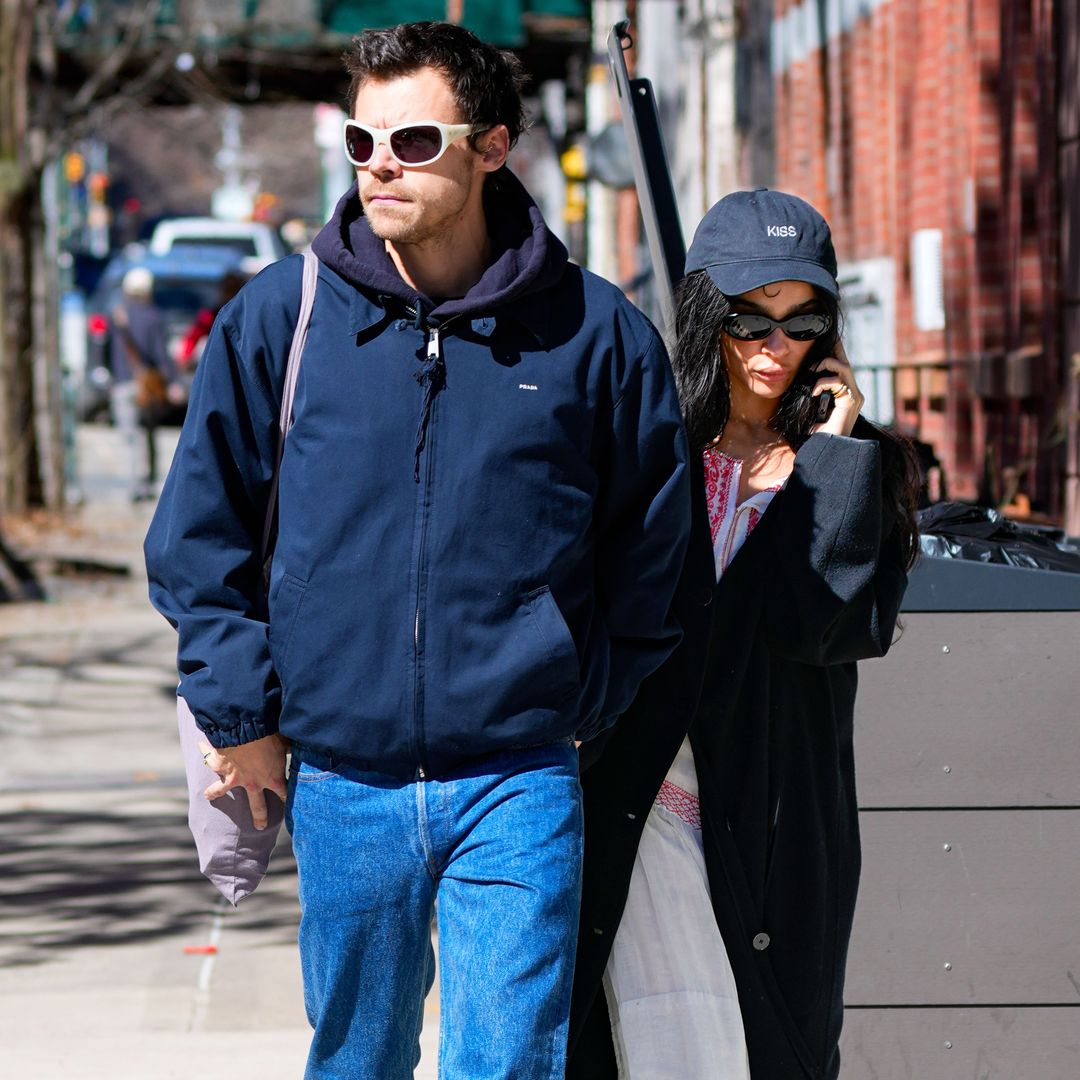 Un diamante de 12 quilates engarzado en oro y valorado en un millón: así es el anillo de compromiso que Harry Styles habría entregado a Zoë Kravitz
