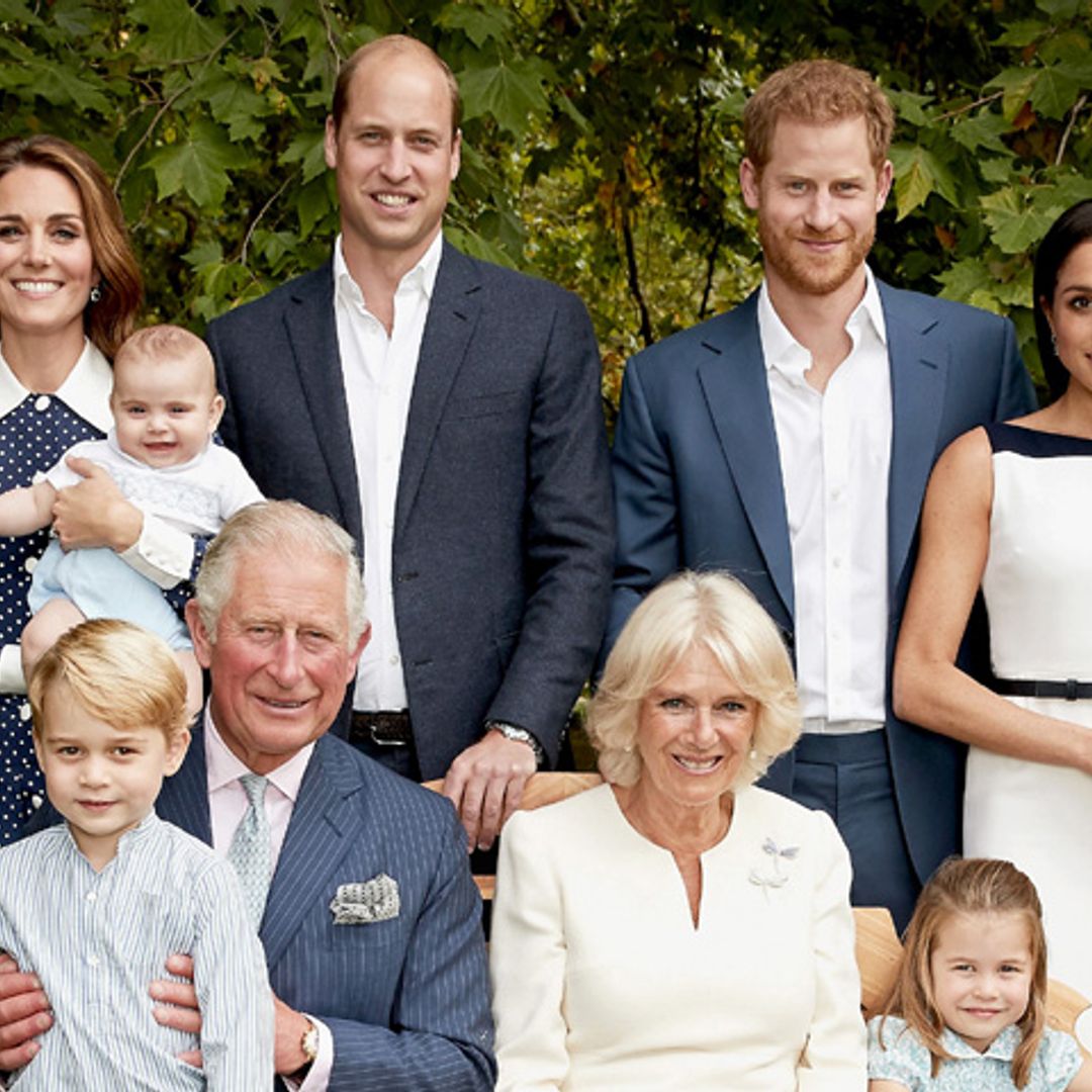 Los nuevos retratos oficiales de Carlos de Inglaterra con su familia por su 70 cumpleaños