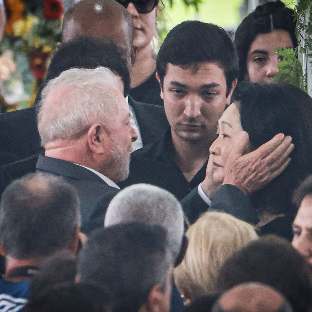 Lula da Silva consuela a la mujer de Pelé en su multitudinario último adiós