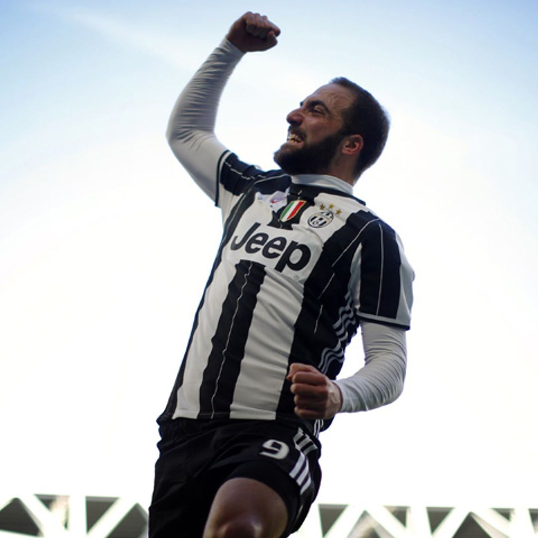 Gonzalo Higuaín, papá de una niña mientras su futuro en La Juventus sigue en el aire