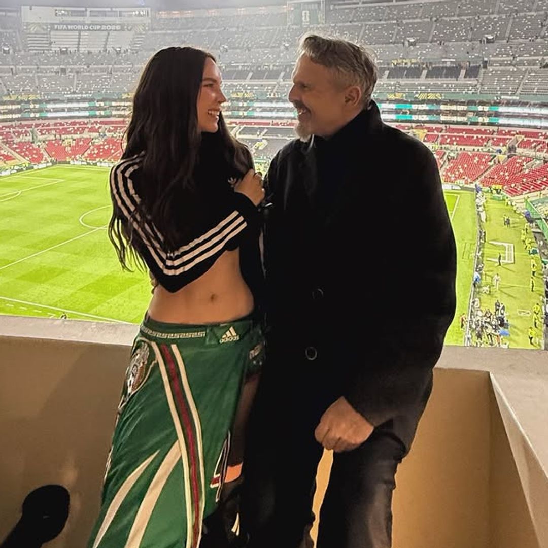 Miguel Bosé y la cantante Belinda tienen un pasado común y lo descubren en un partido del Mundial: "El destino ya había hecho su parte"
