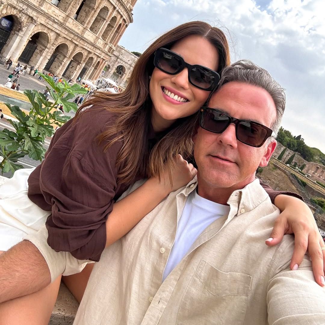 Karina Banda vive una momento muy especial en su 'dolce vita' por Italia con Carlos Ponce