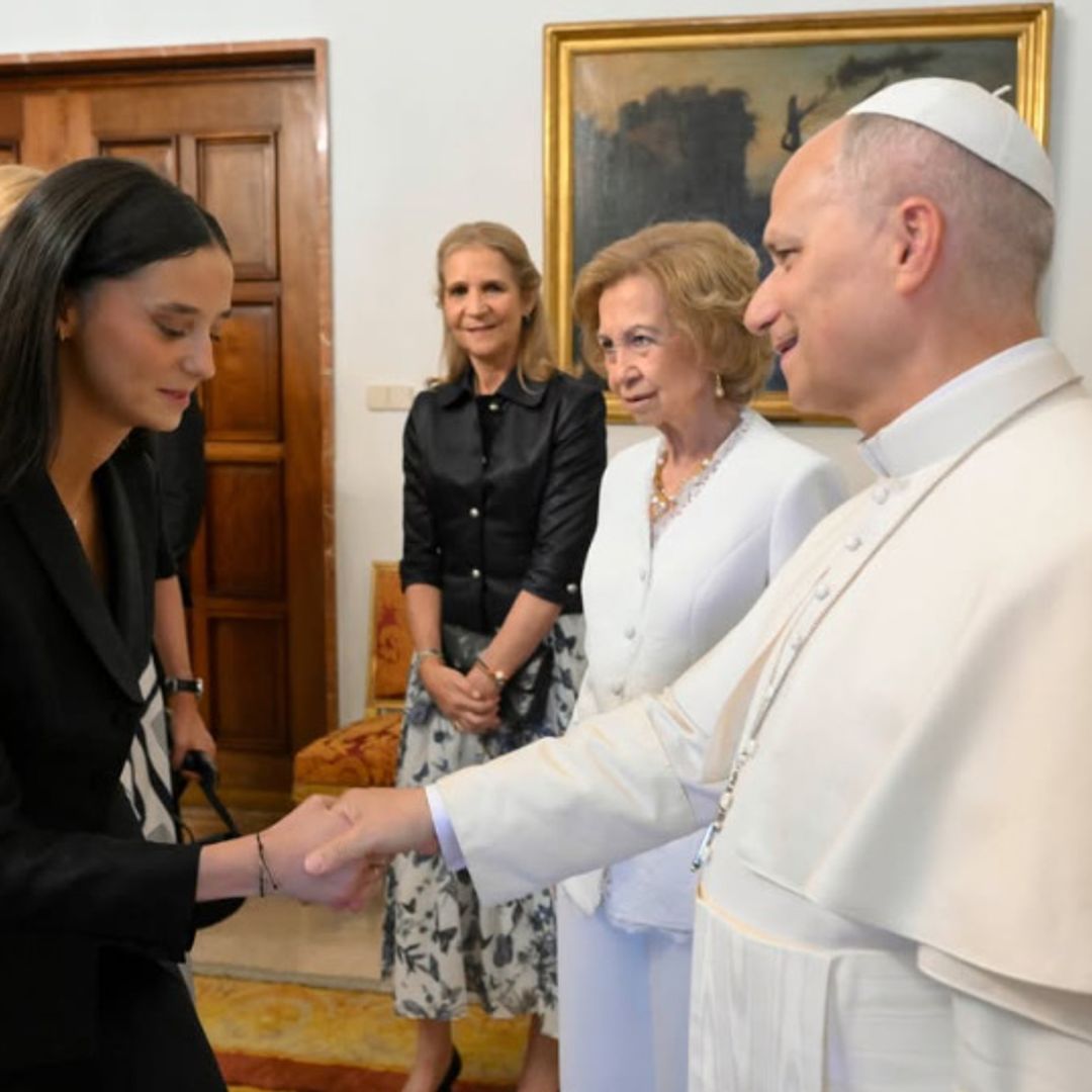 Victoria Federica enseña por primera vez el regalo que le hizo el papa León XIV: "Hay momentos que el tiempo guarda para siempre"