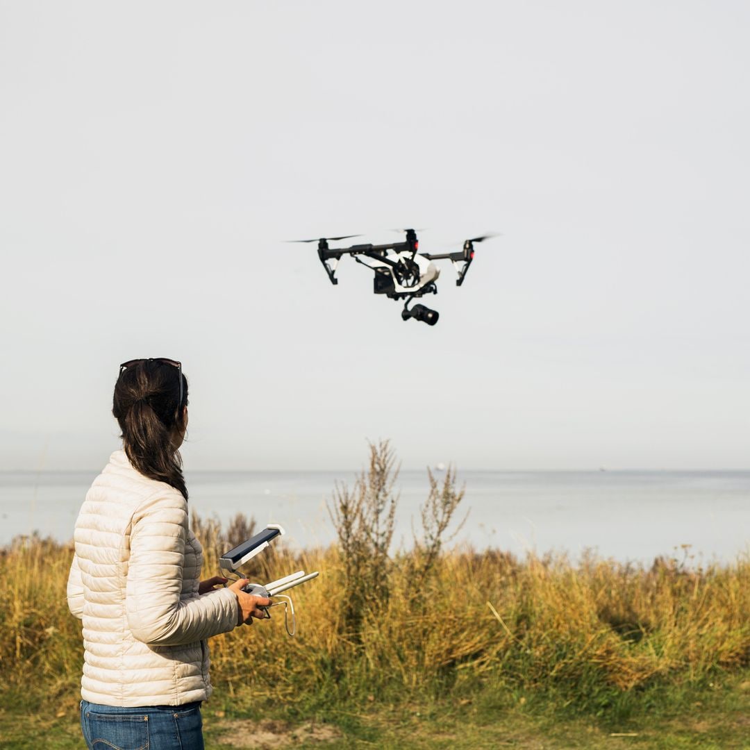 España endurece la ley de drones en 2025 y estas son las nuevas restricciones que nadie te cuenta antes de despegar