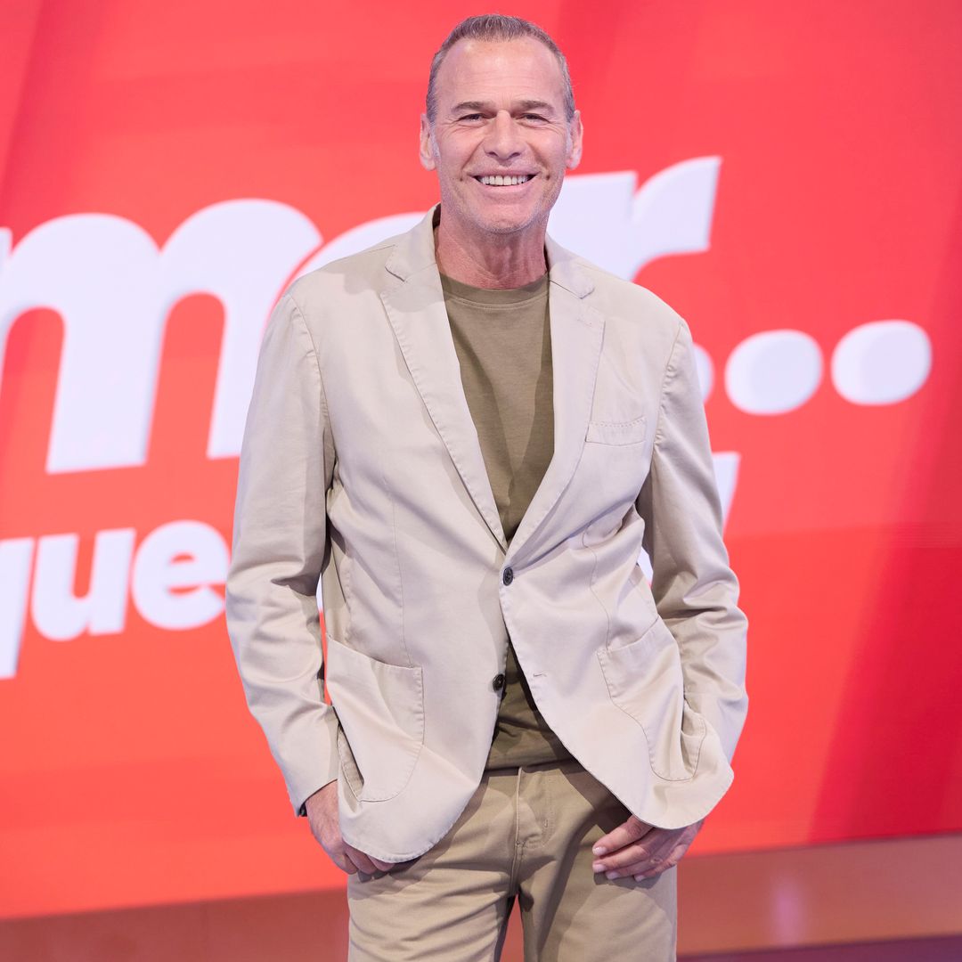 Carlos Lozano se confiesa en ¡HOLA! sobre su nueva vida de pastor: "Tengo 30 ovejas en el pueblo y he dejado Madrid"
