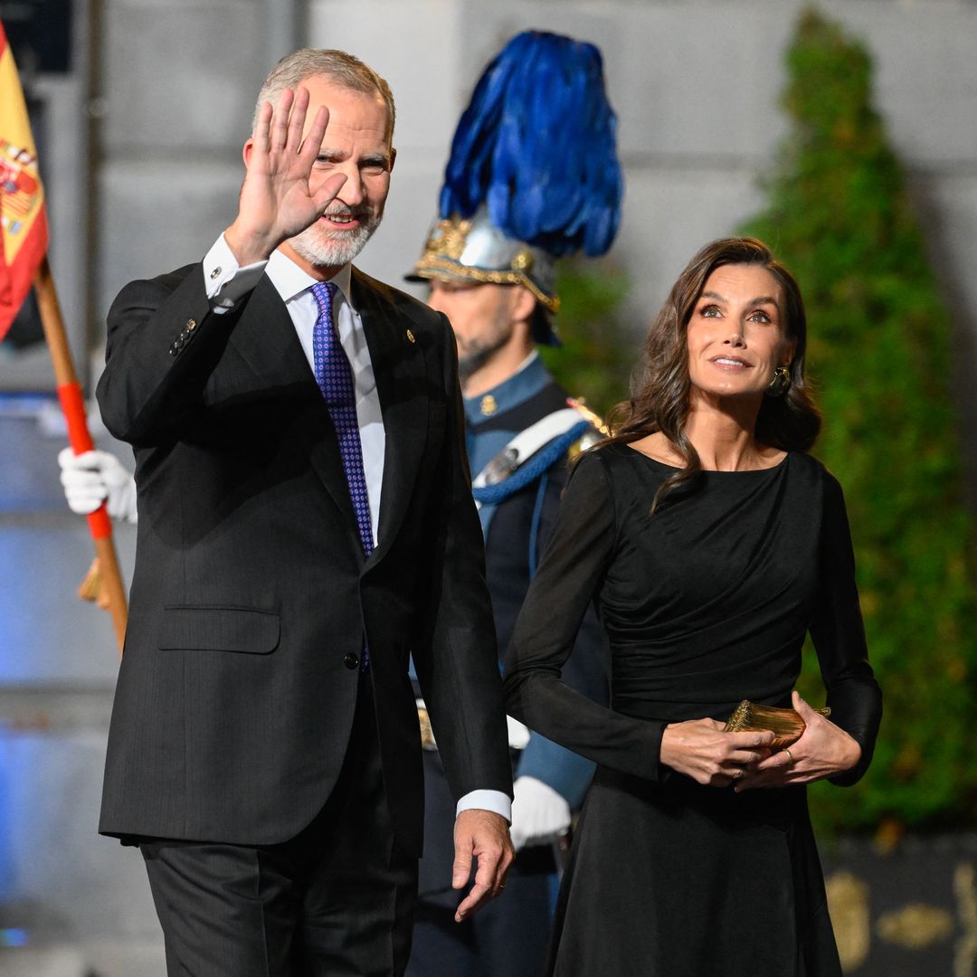Bombones de foie, bolitas de berenjena y 'preñaos': el cóctel con el que los Reyes y sus hijas cierran un día para el recuerdo