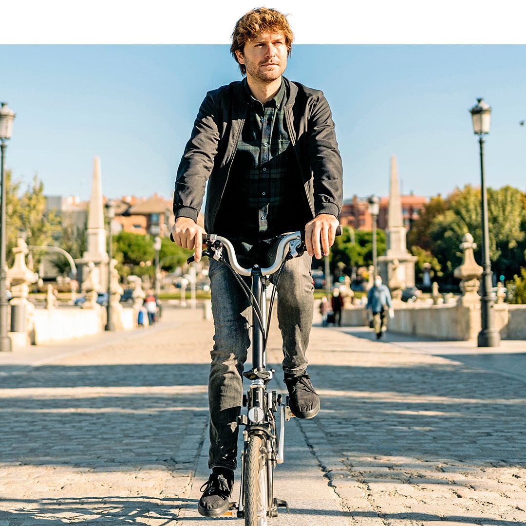 Descubre Madrid en bici: rutas para todos los niveles y paisajes únicos