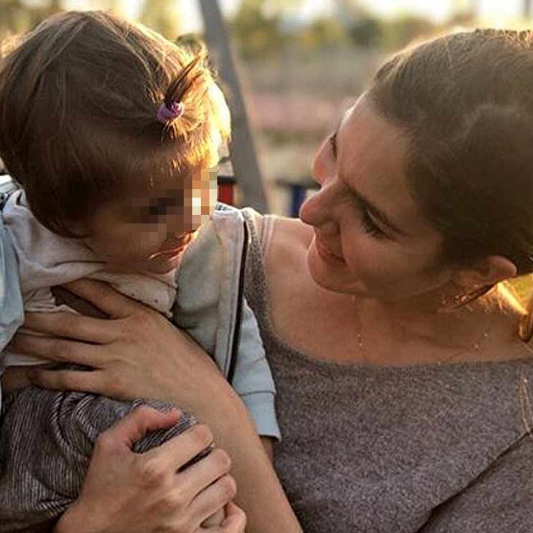 ¿Cambio de hora? No para Lía, la hija de Natalia Sánchez y Marc Clotet