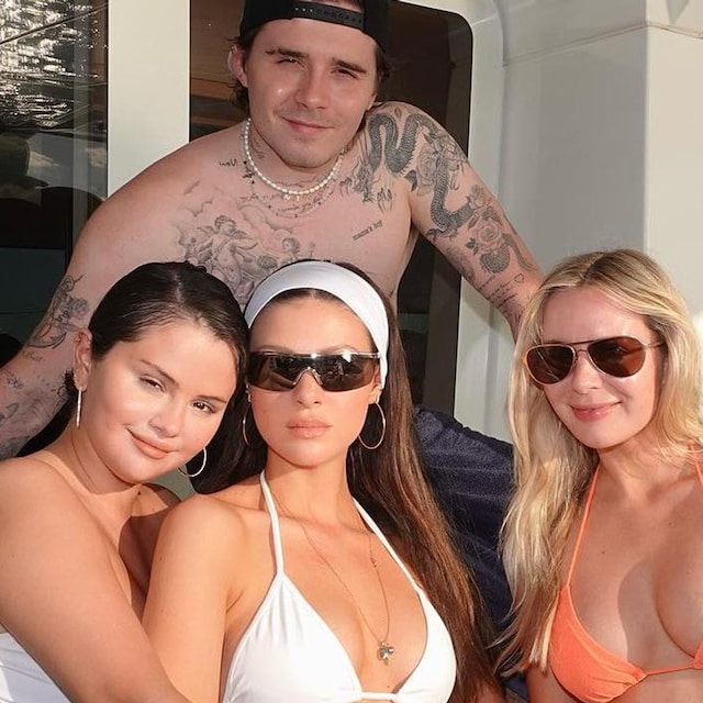 brooklyn beckham nicola peltz y selena gomez