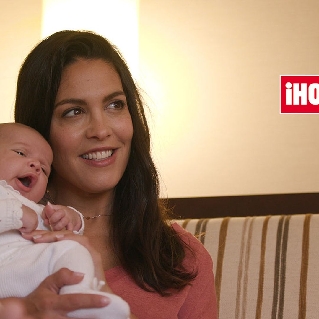 En ¡HOLA!: Frases, canciones y besos de madre, Lorena Castell se deshace en mimos hacia el pequeño Río
