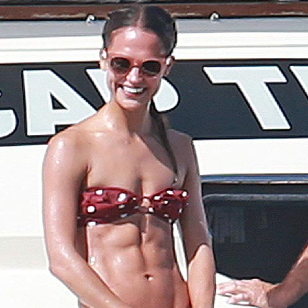 Michael Fassbender y Alicia Vikander, una pareja de 'cuerpos 10' de vacaciones en Formentera