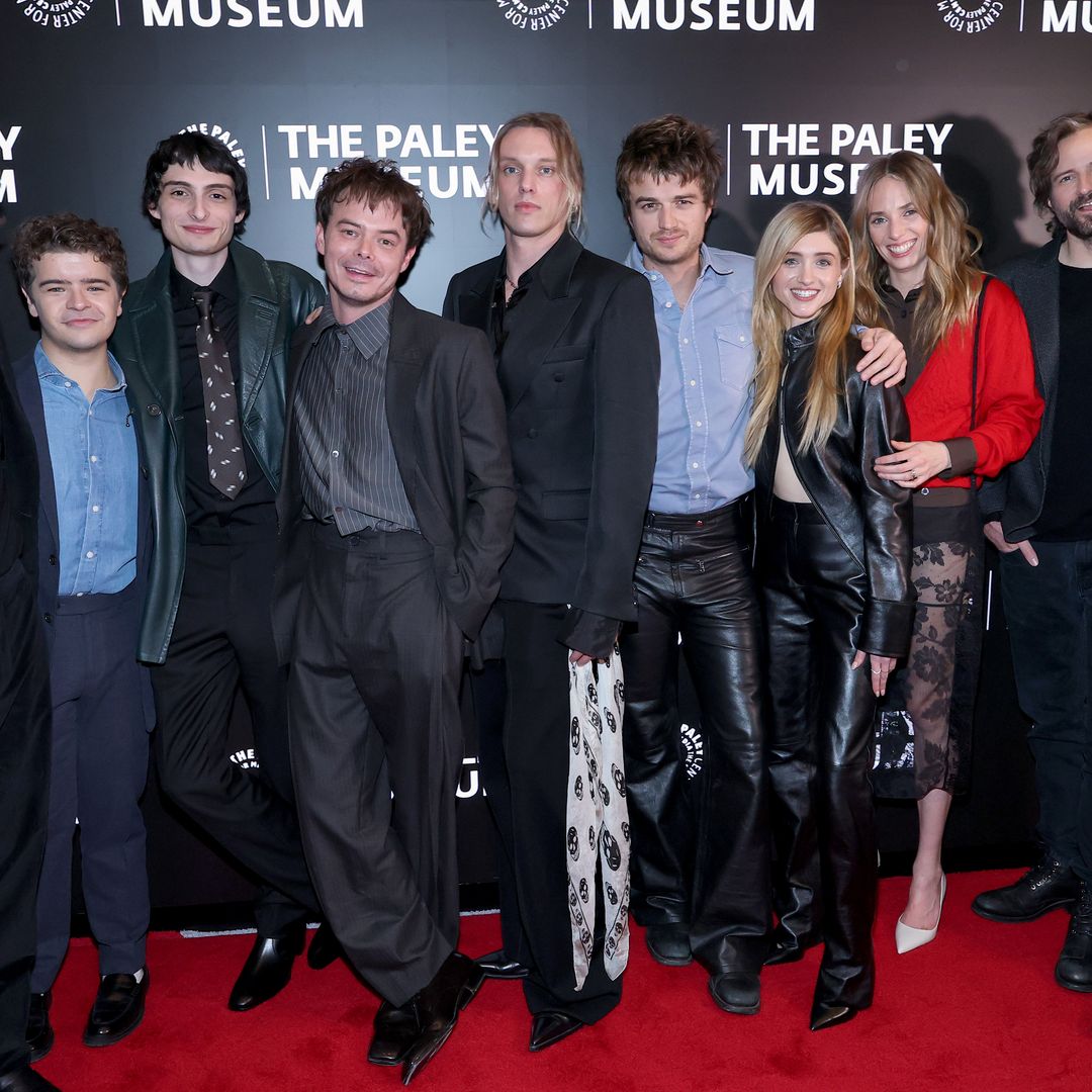 Nuevo capítulo en la historia entre Millie Bobby Brown y David Harbour al ausentarse de un evento de 'Stranger Things'