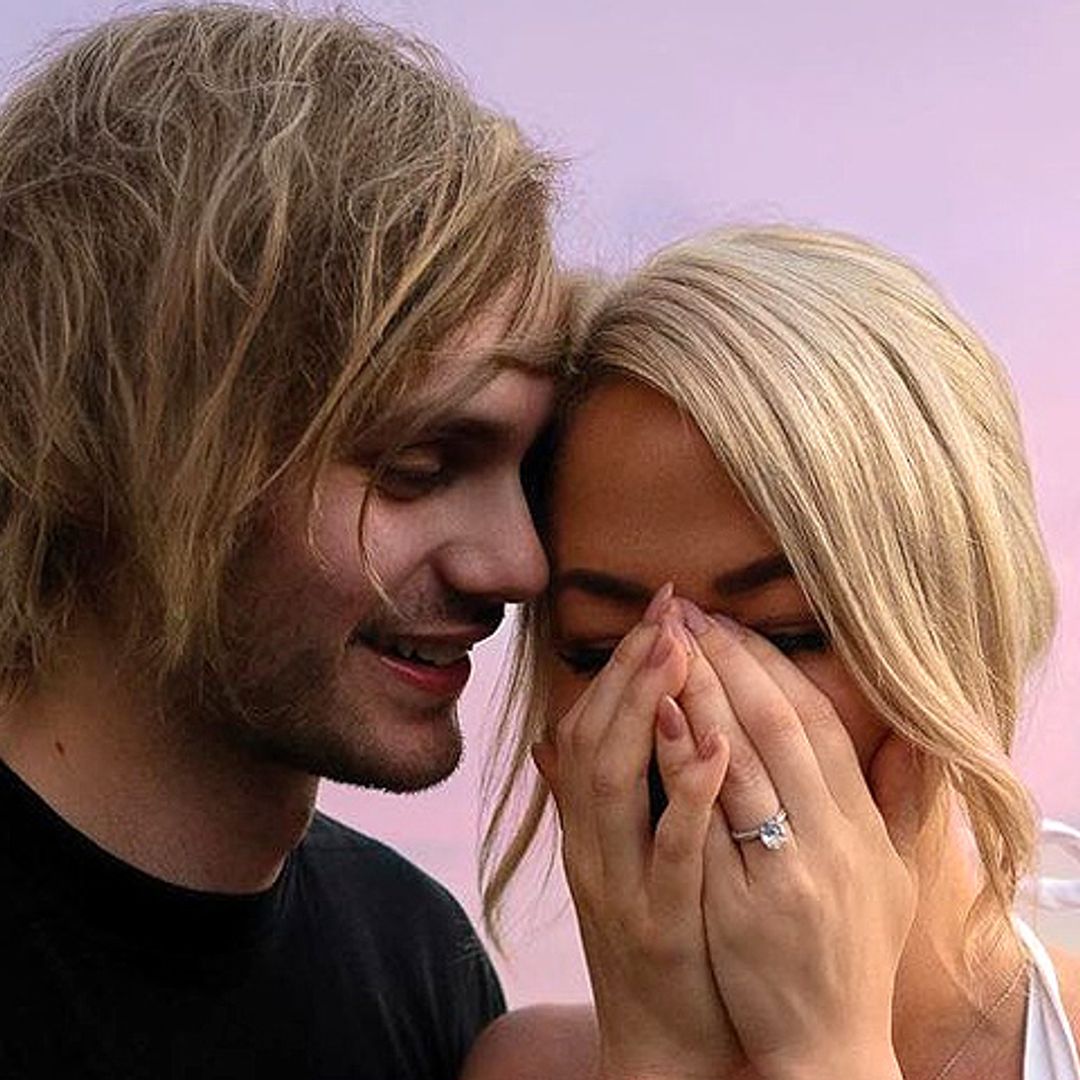 ¡En un lugar de cine! Michael Clifford, guitarrista de 5 Seconds of Summer, se ha comprometido