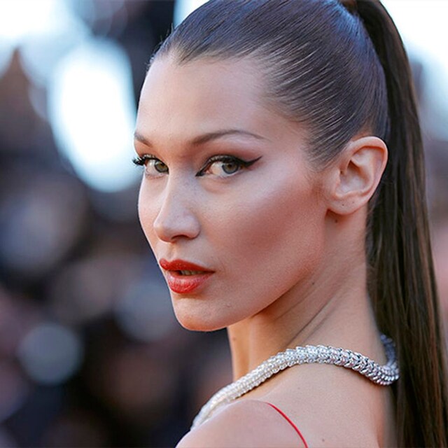 bella hadid cambio look