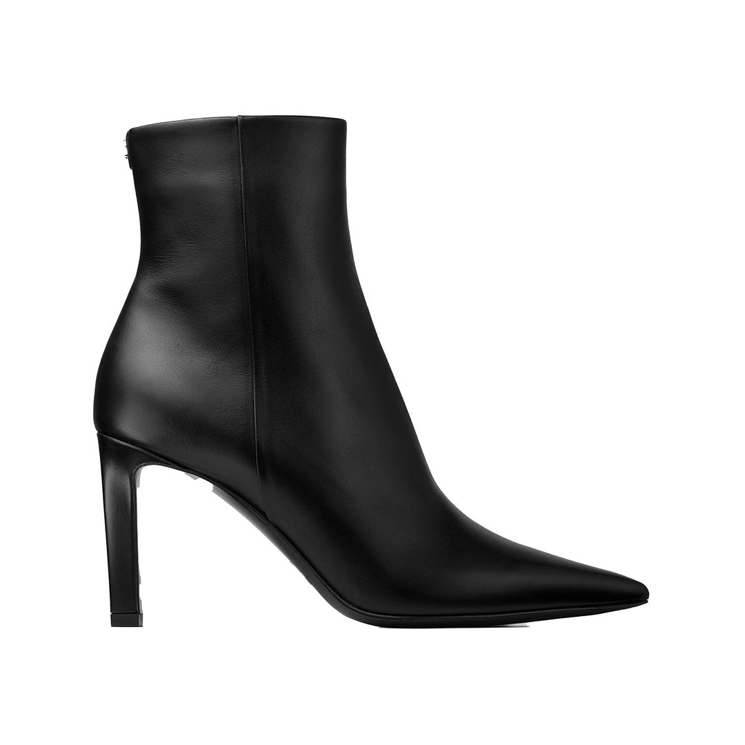 Botín de tacón (995 €), de Jimmy Choo