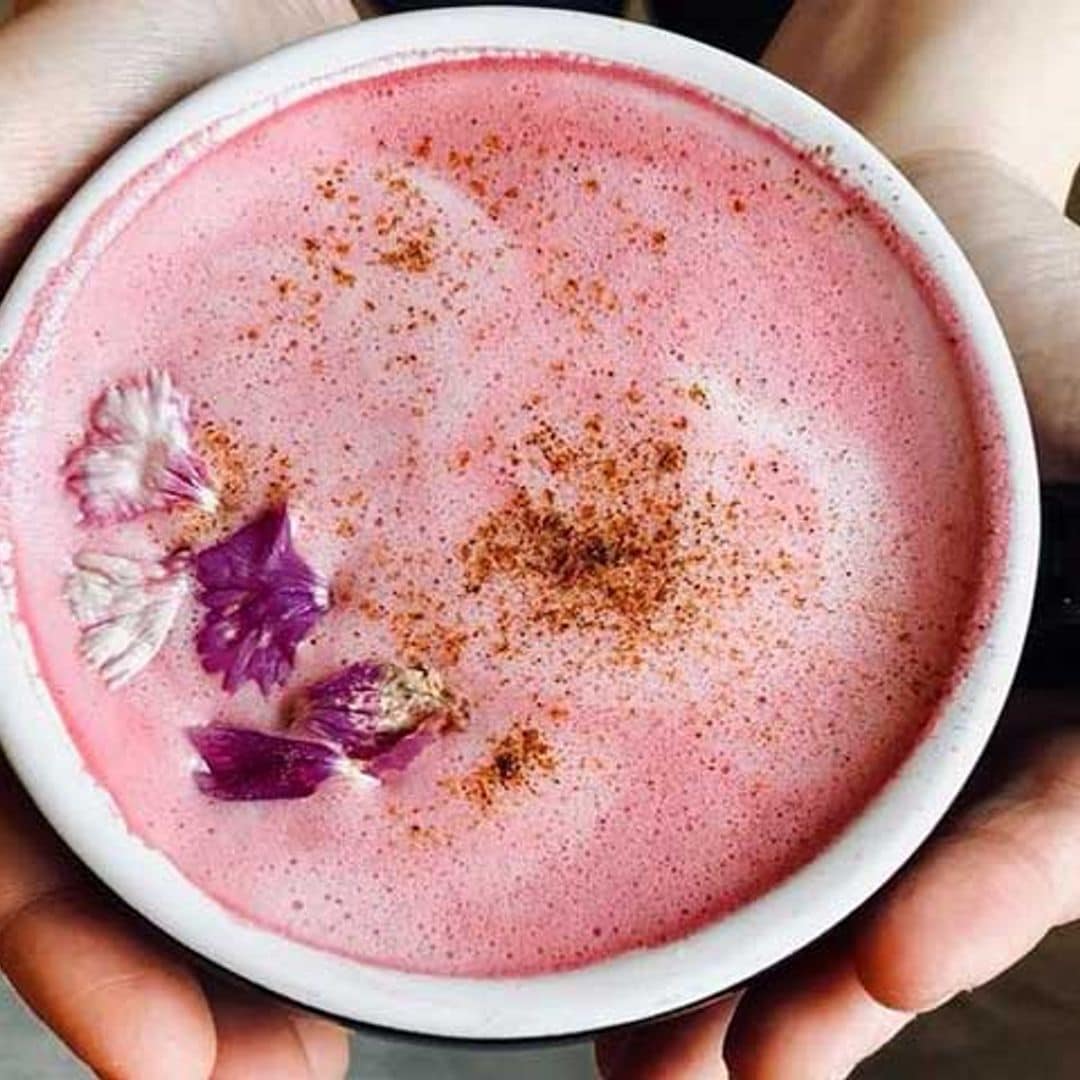 Este es el café rosa que triunfa en Instagram