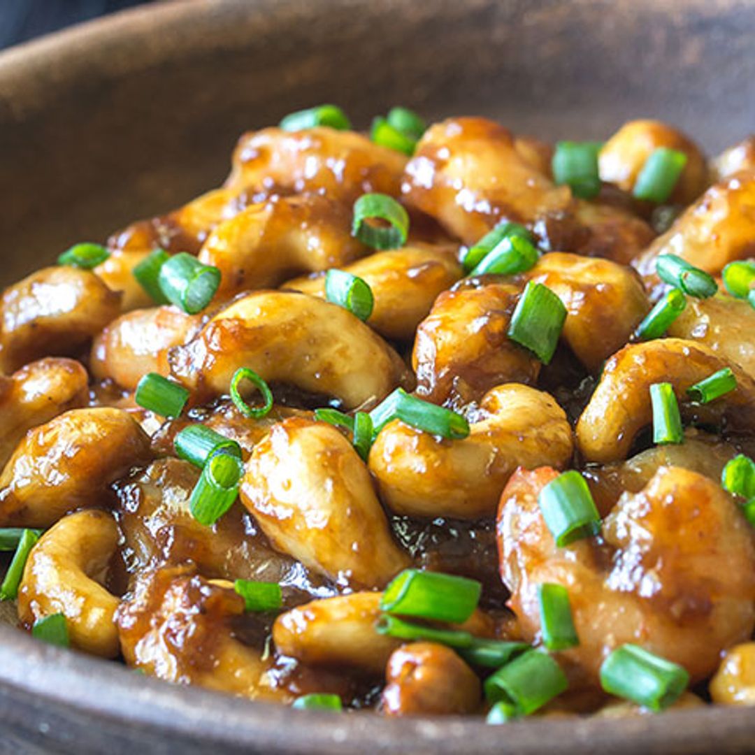 Gambas con anacardos y arroz