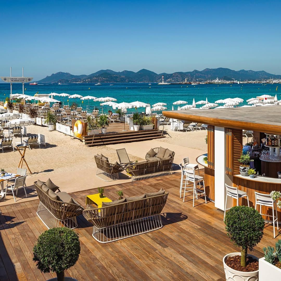  Playa y bar en la playa de Cannes, La Croisette