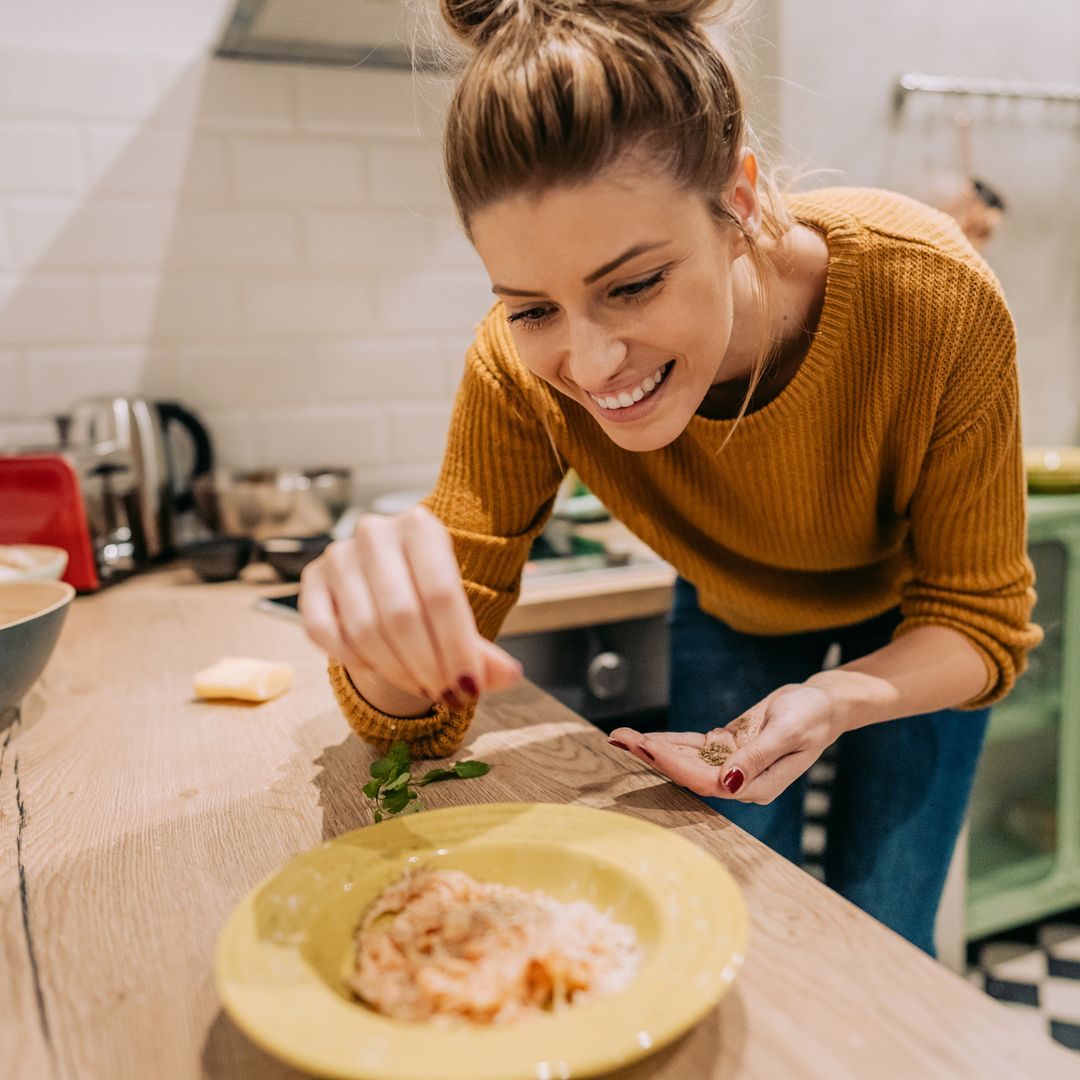 Vanesa León, nutricionista: "La levadura nutricional es un alimento interesante para aumentar proteínas y vitamina B12, y sabe a queso parmesano"