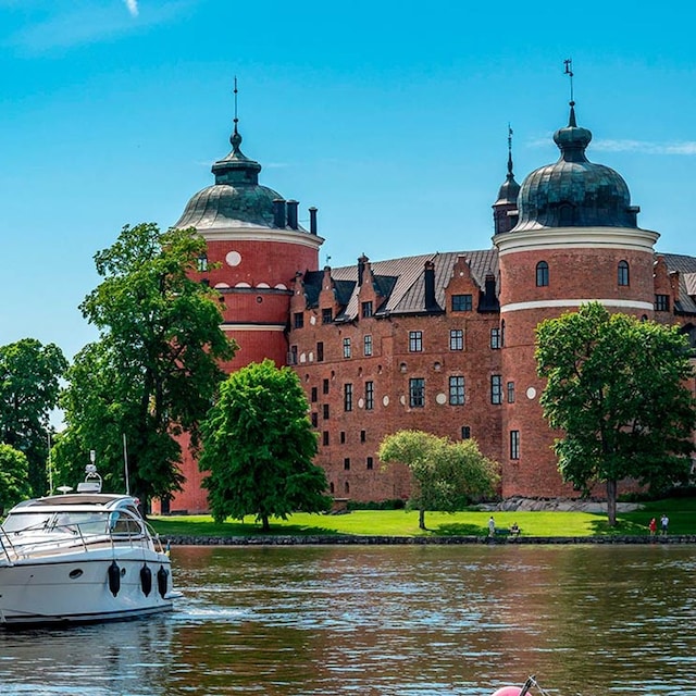 gripsholm castle 2g1cdty