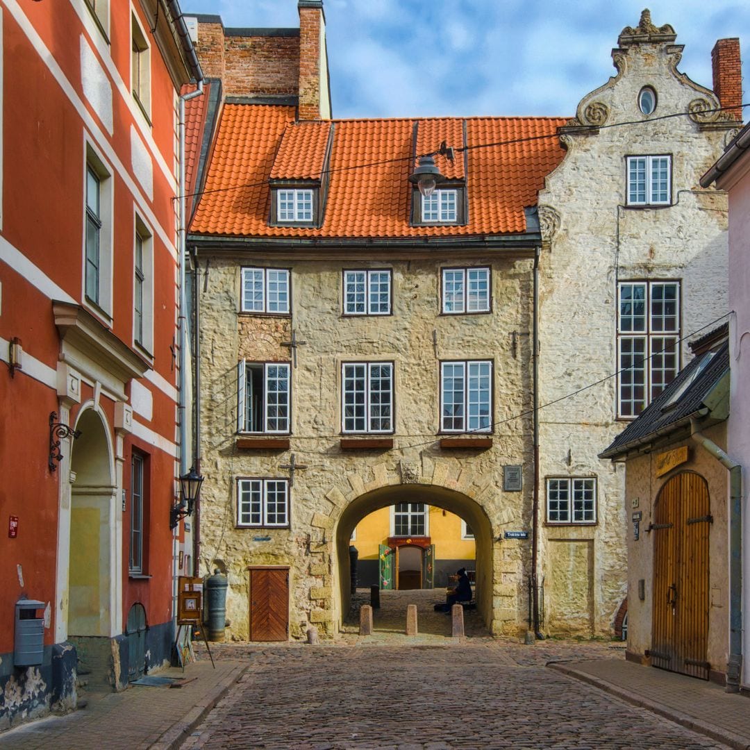 Puerta Sueca, muralla de Riga, Letonia