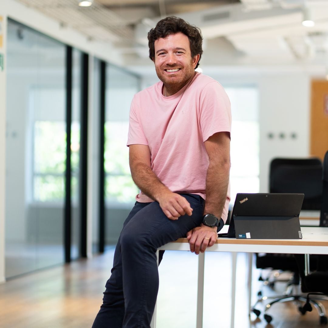 Nacho Travesí, experto en IA aplicada a RRHH: "La inteligencia artificial nunca va a ser la encargada de tomar la decisión" en la criba inicial de currículums