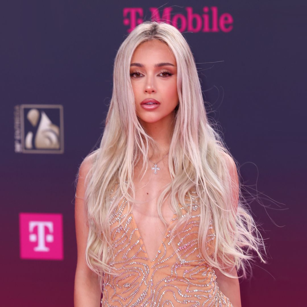 Los mejores looks de la alfombra roja: de Ana Mena a Melody, Thalía y Nathy Peluso