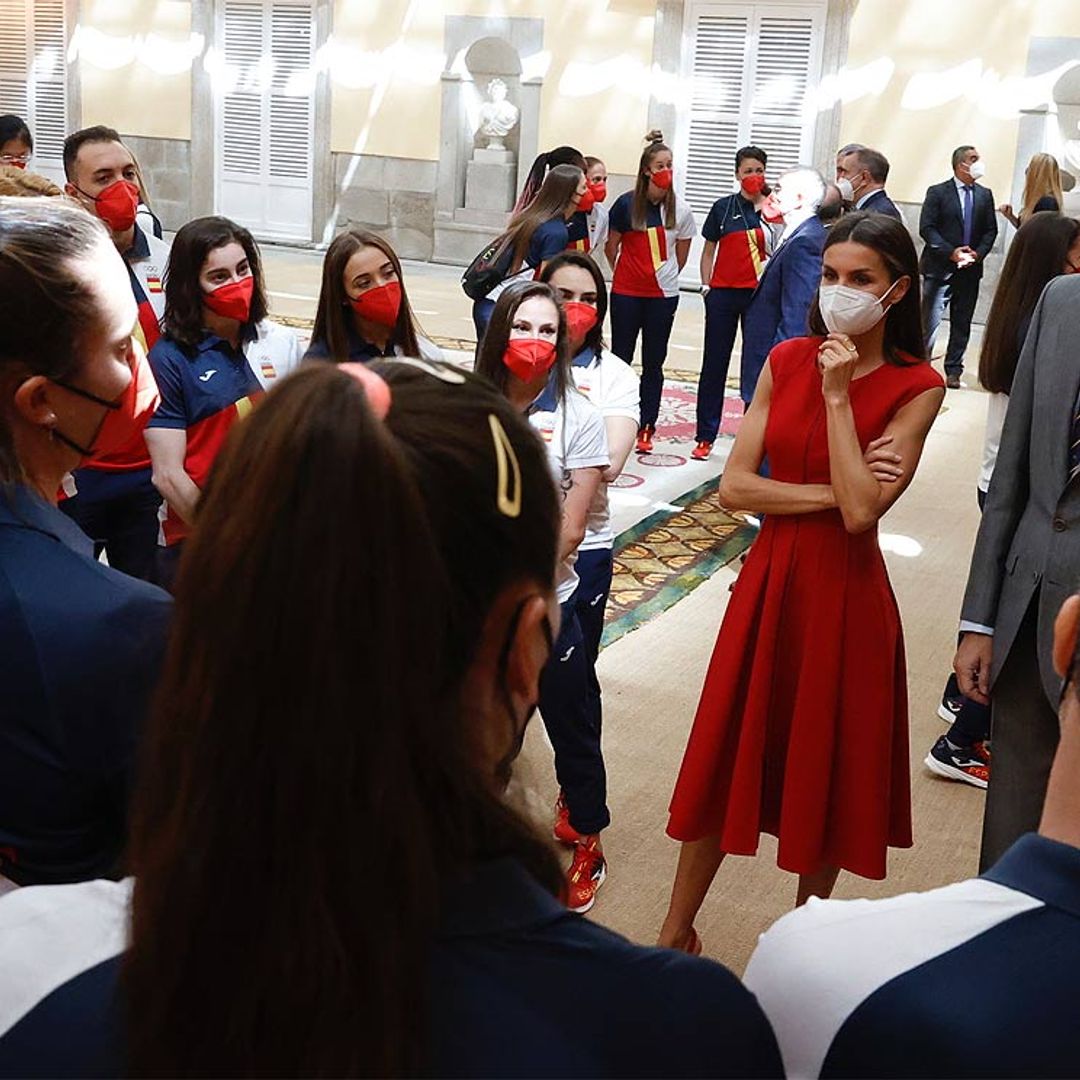 Don Felipe y doña Letizia desean suerte a la delegación española antes de las Olimpiadas: 'Nos hace ilusión animaros'