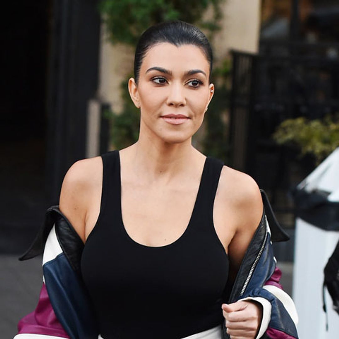 Kourtney Kardashian y su exclusivo bolso de viaje personalizado