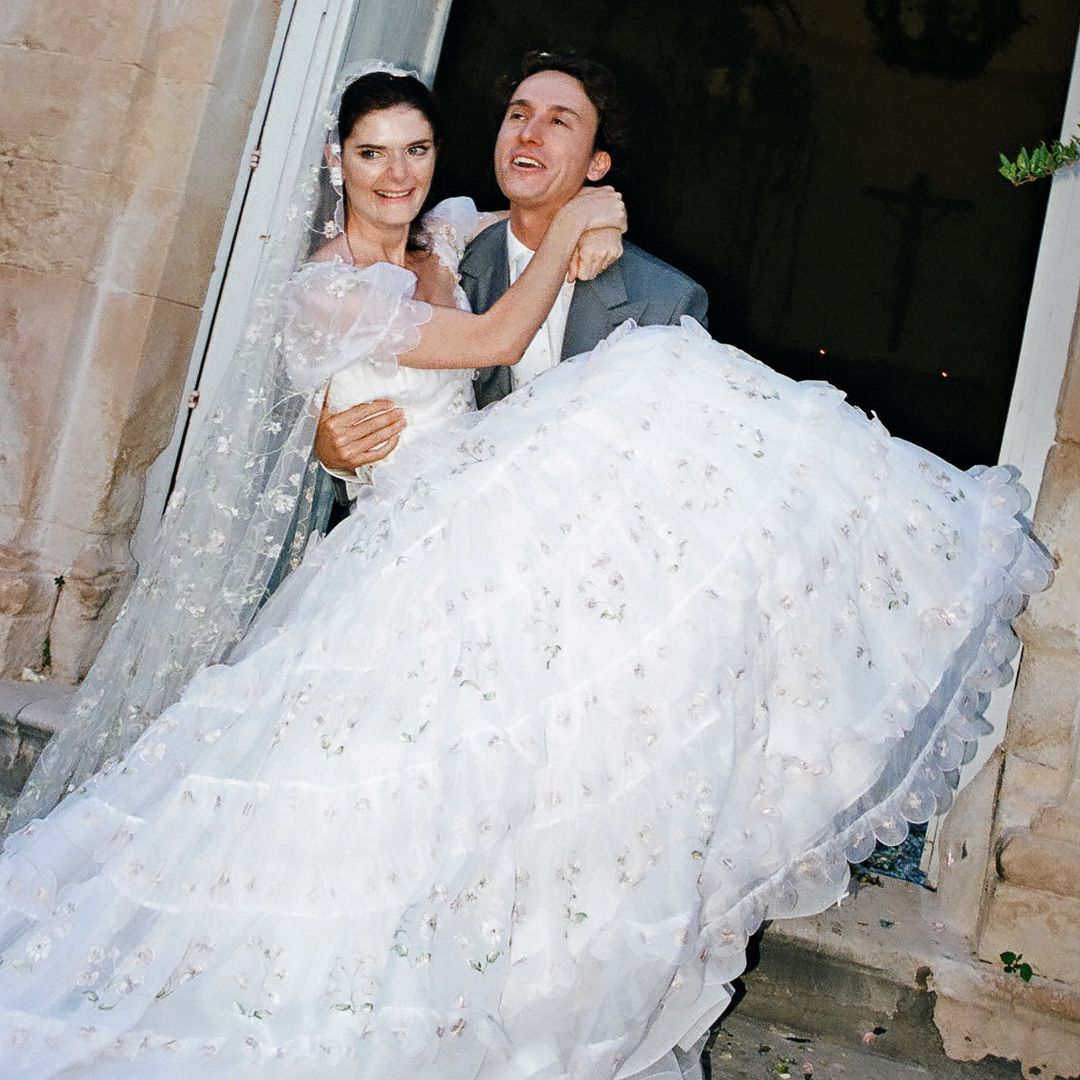 La felicidad de los recién casados, Luna y Leonardo
