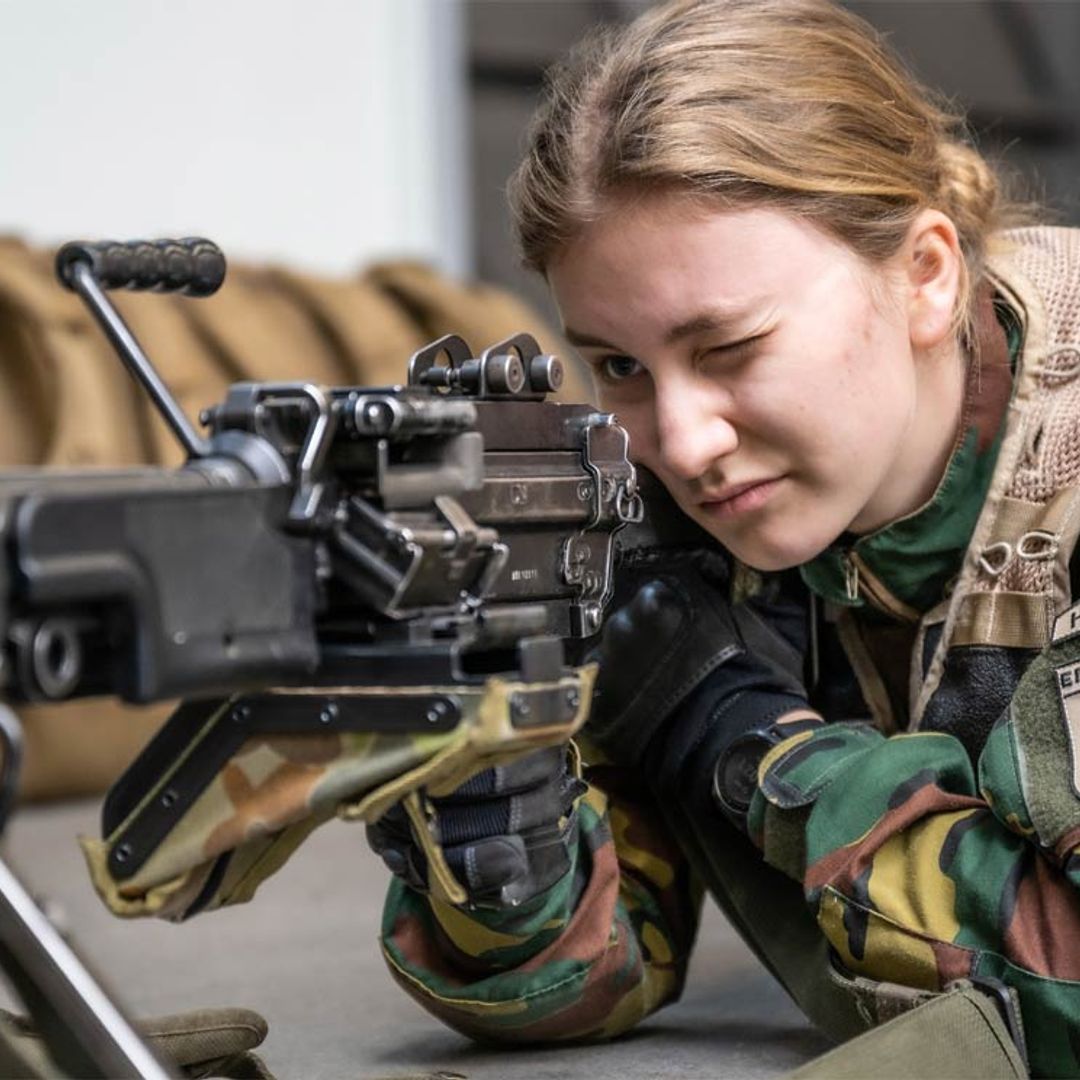 Vuelve la soldado Elisabeth: la heredera al trono belga retoma sus entrenamientos militares